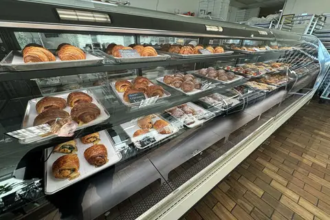 Stuart's Hot Bread Shop photo 2